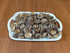 Мухомор пантерный сушеный (нераскрытые шляпки) купить
