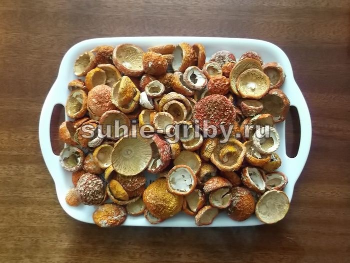 Мухомор красный сушеный (нераскрытые шляпки) Мухомор красный сушеный (нераскрытые шляпки)